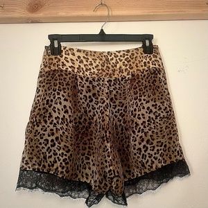 Vintage Animal Print Millau Lace Shorts XS
